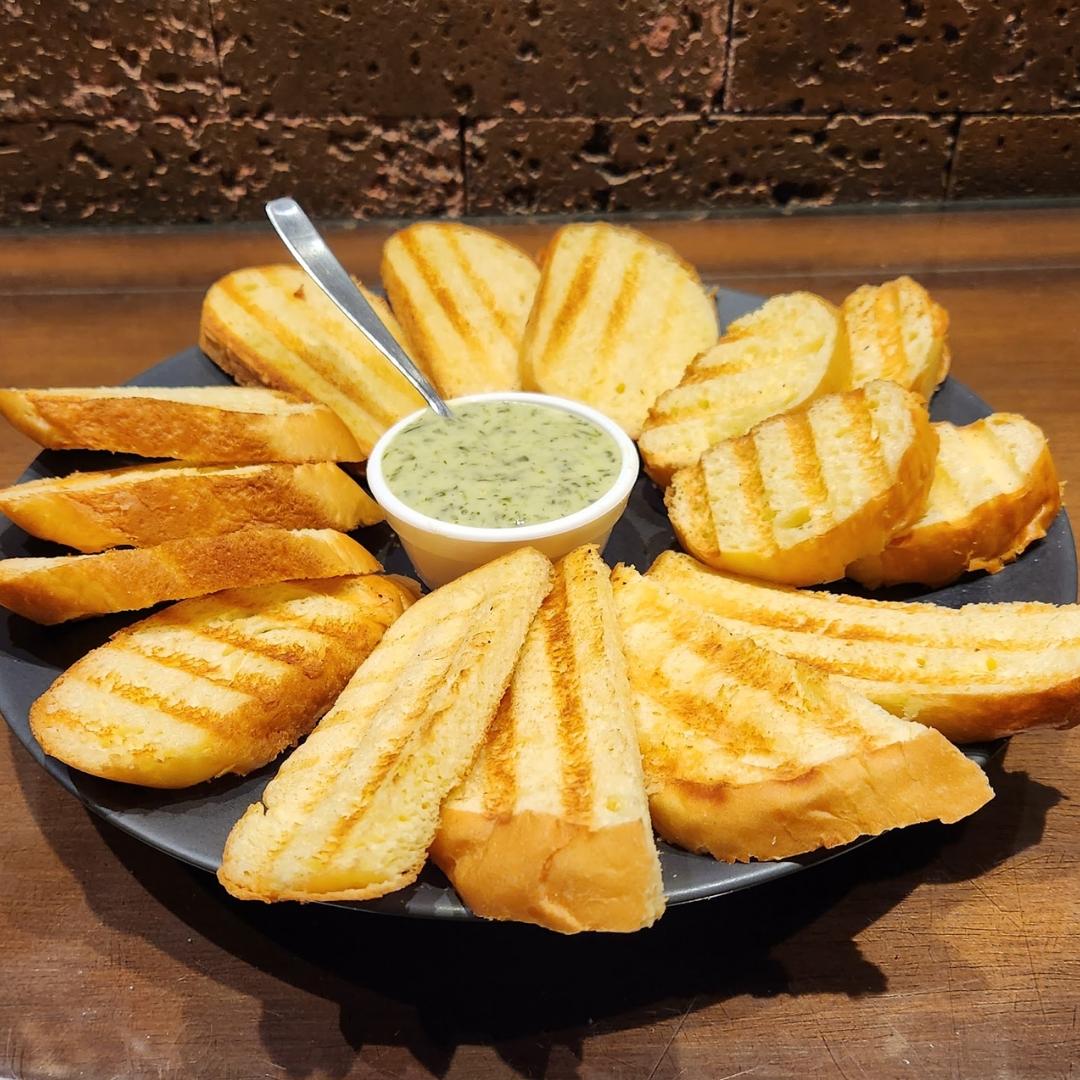 Cesta de Pães Caseiros
